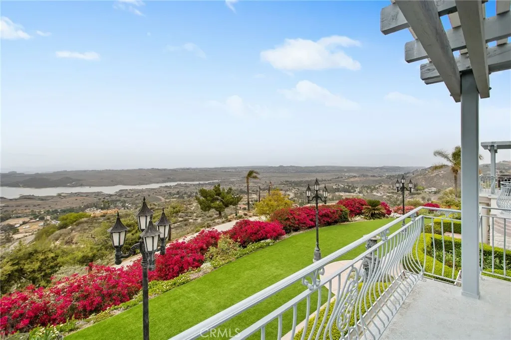 20976 Bentley Drive, Lake Mathews, California 92570 home-pic-28